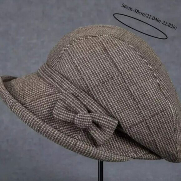 Plaid Beret Bucket Hat - Picture 4 of 5